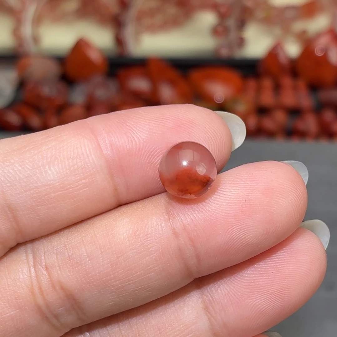 灿***呀南红玛瑙未镶嵌颈饰9咪单珠