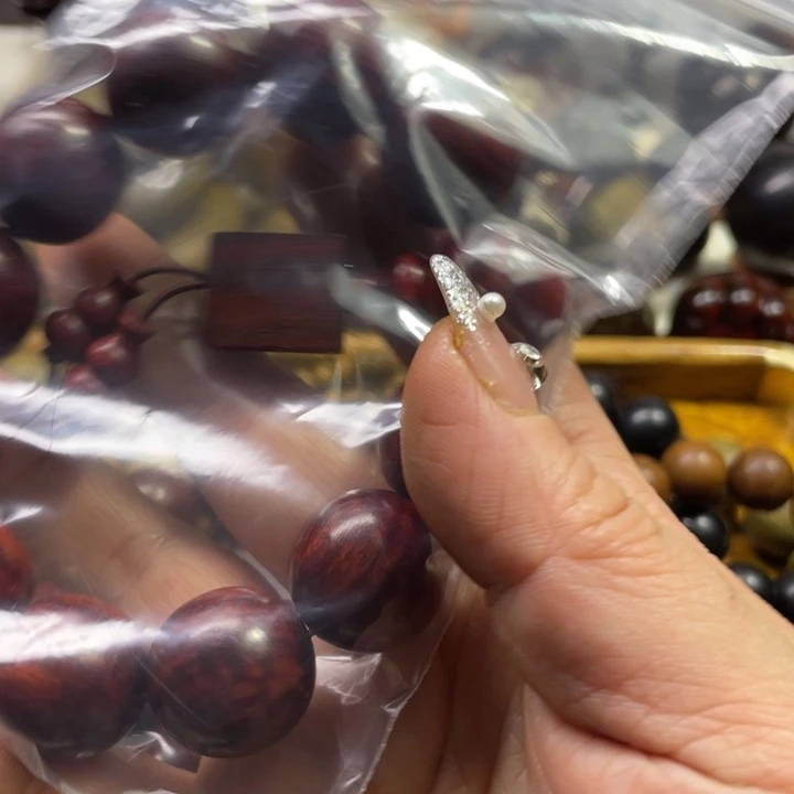 维腊木（绿檀）商**雨1111！