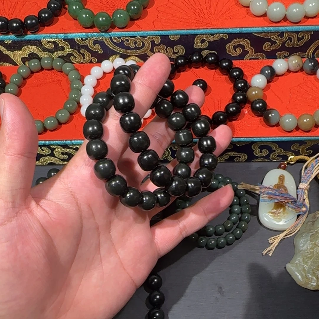 温***行未镶嵌手链和田玉