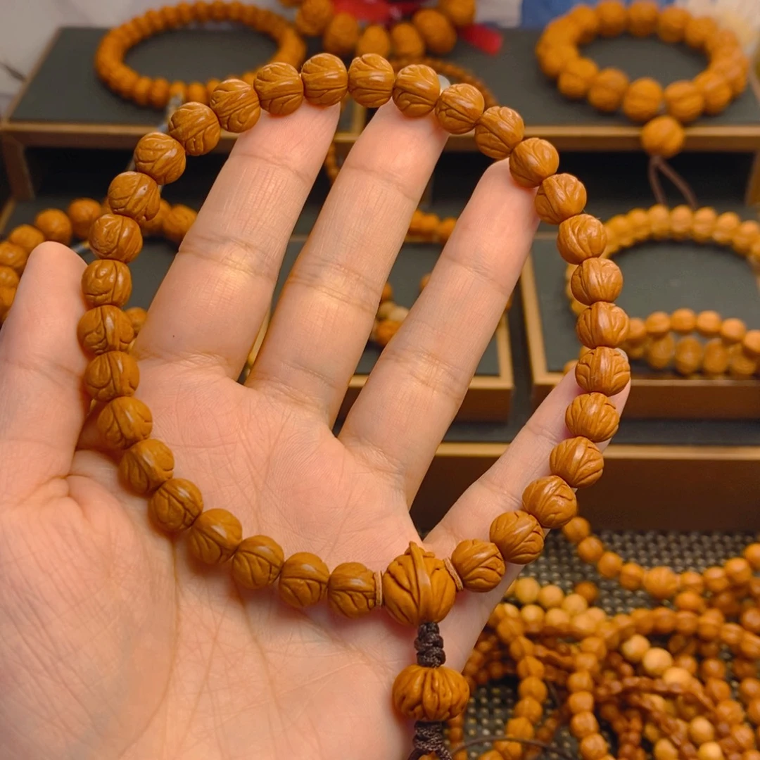 A***钳桃核吊坠秦岭森林09