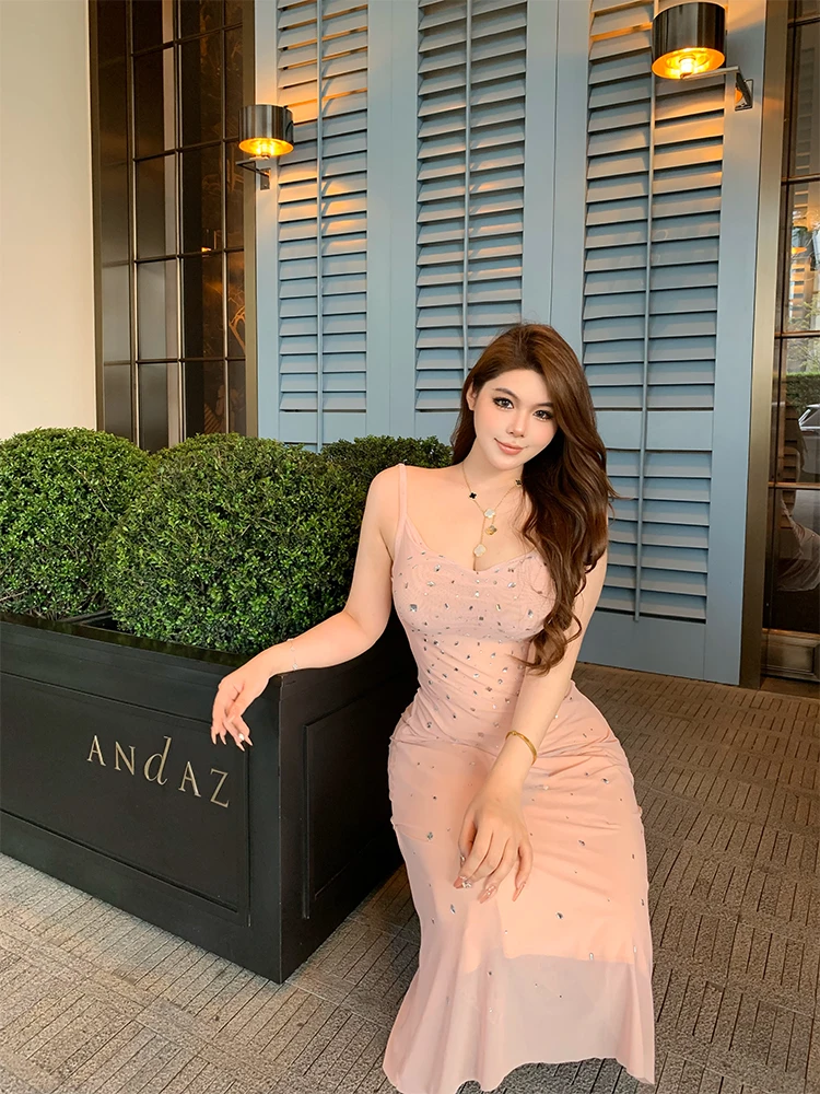 【现货】胖婷大码定制「纯欲满分」春夏修身纯欲重工烫钻吊带连衣裙女