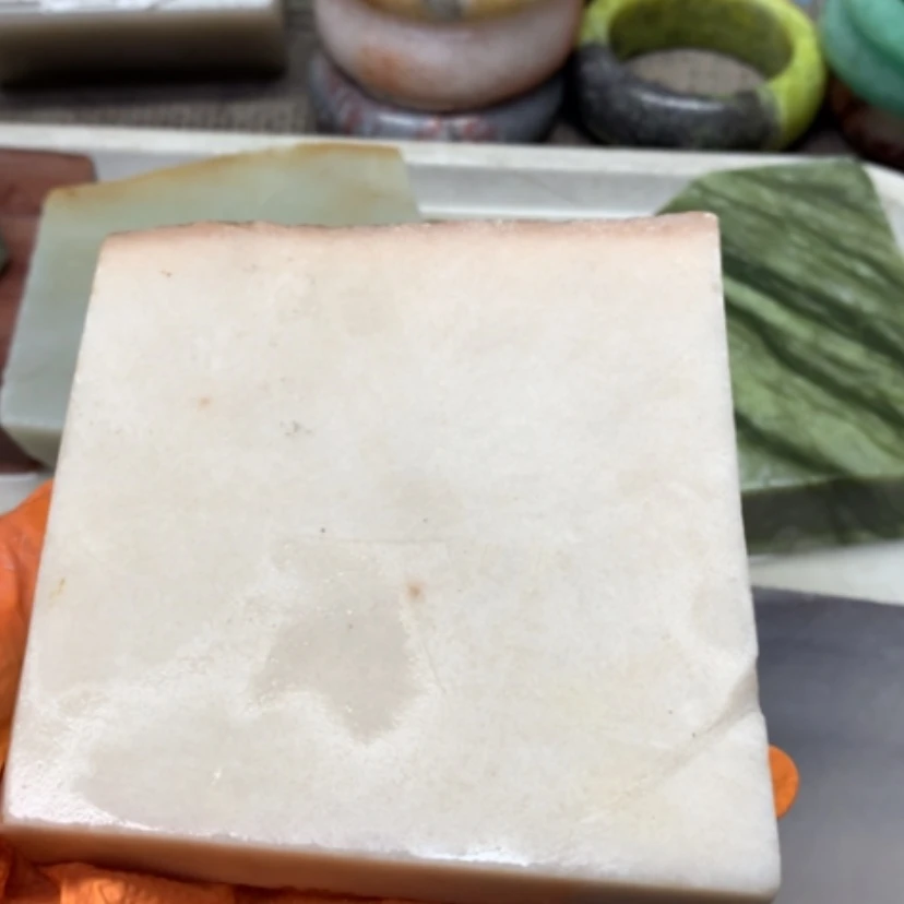 【闪购商品】未镶嵌手镯石英质玉糖白