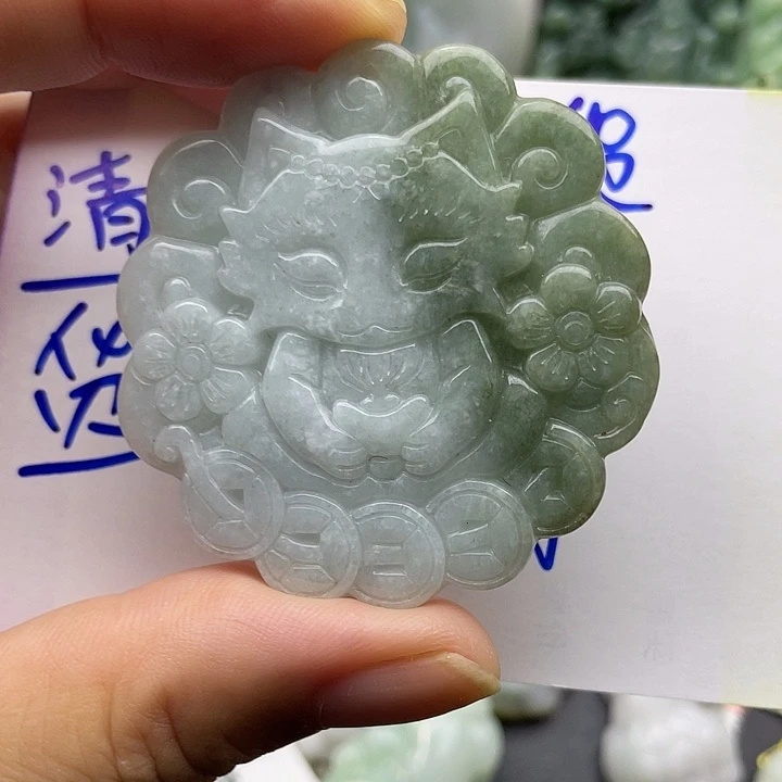 颈饰未镶嵌翡翠天然翡翠