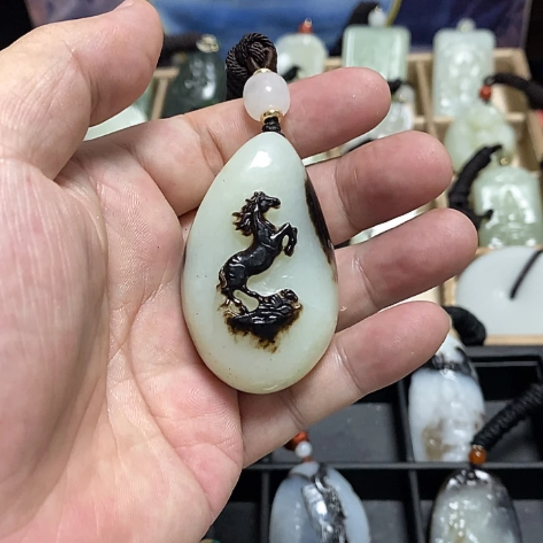 【闪购商品】和田玉未镶嵌颈饰塑****