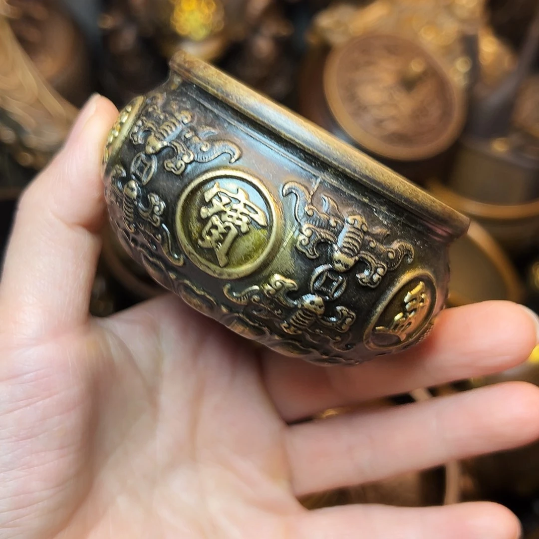 精美铜器工艺品等