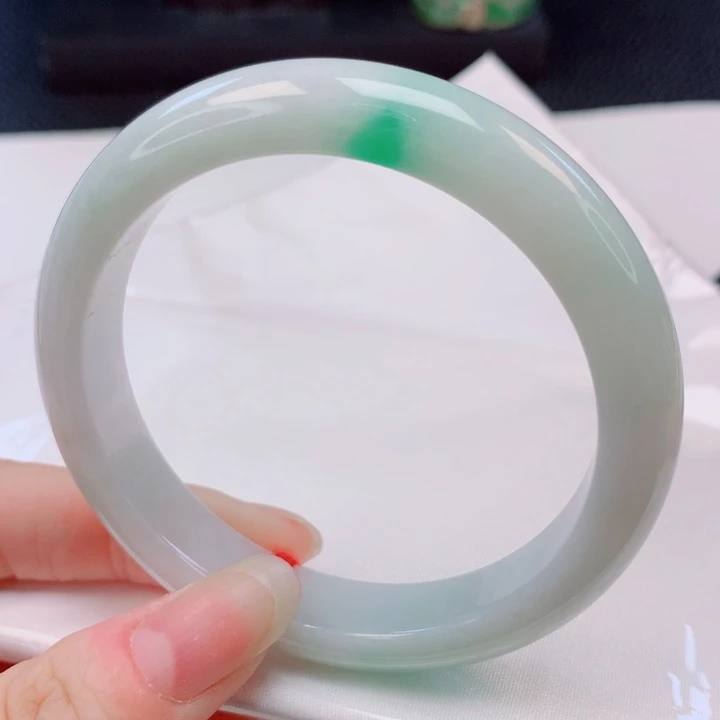 未镶嵌手镯翡翠56圈