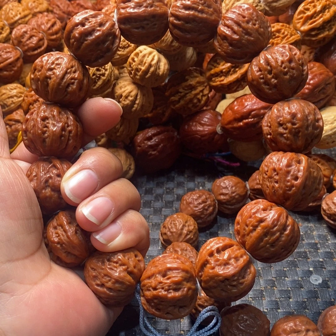 文玩核桃吊坠方墩