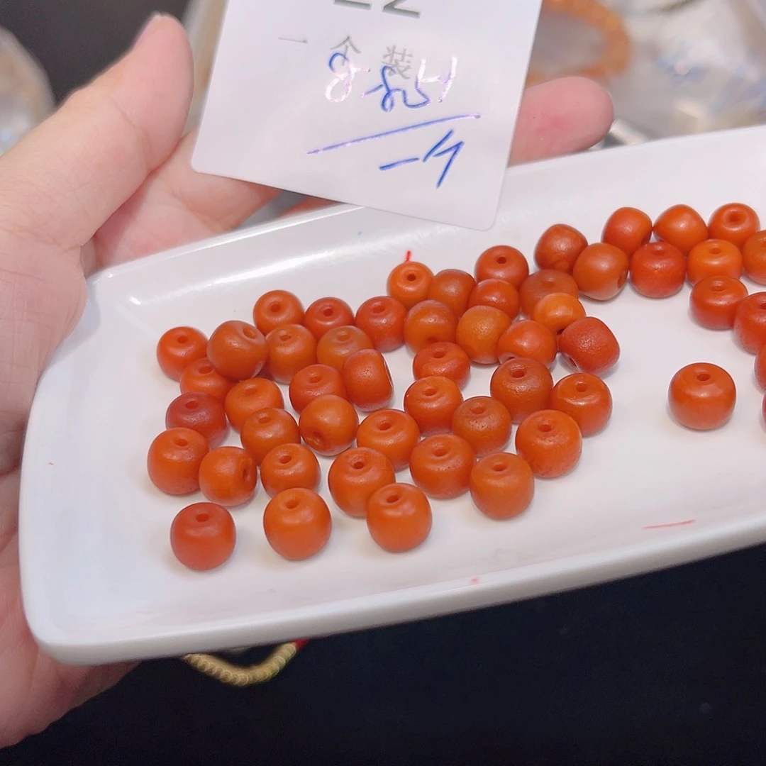 未镶嵌珠宝半成品水晶22 。