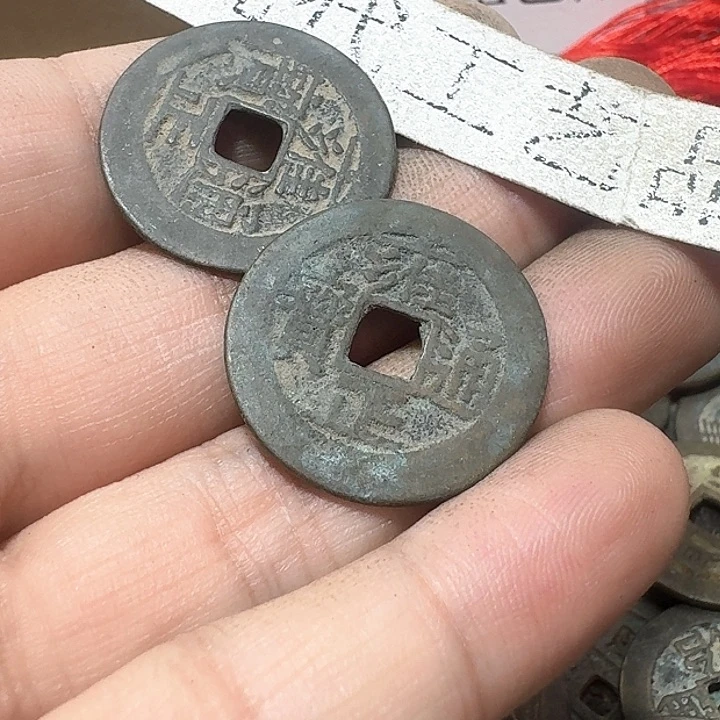 铜张现代工艺品花钱