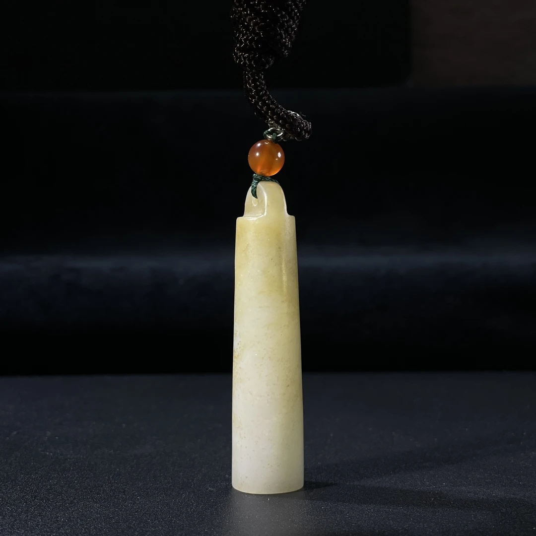 和田玉翎管    （高6.76✖️直径1.6）