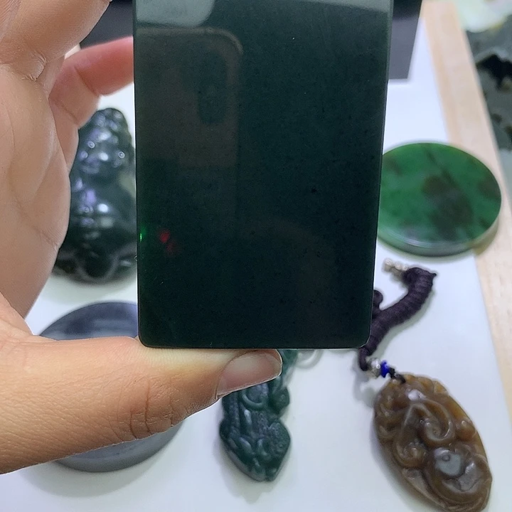 风***生和田玉（糖玉）未镶嵌珠宝半成品