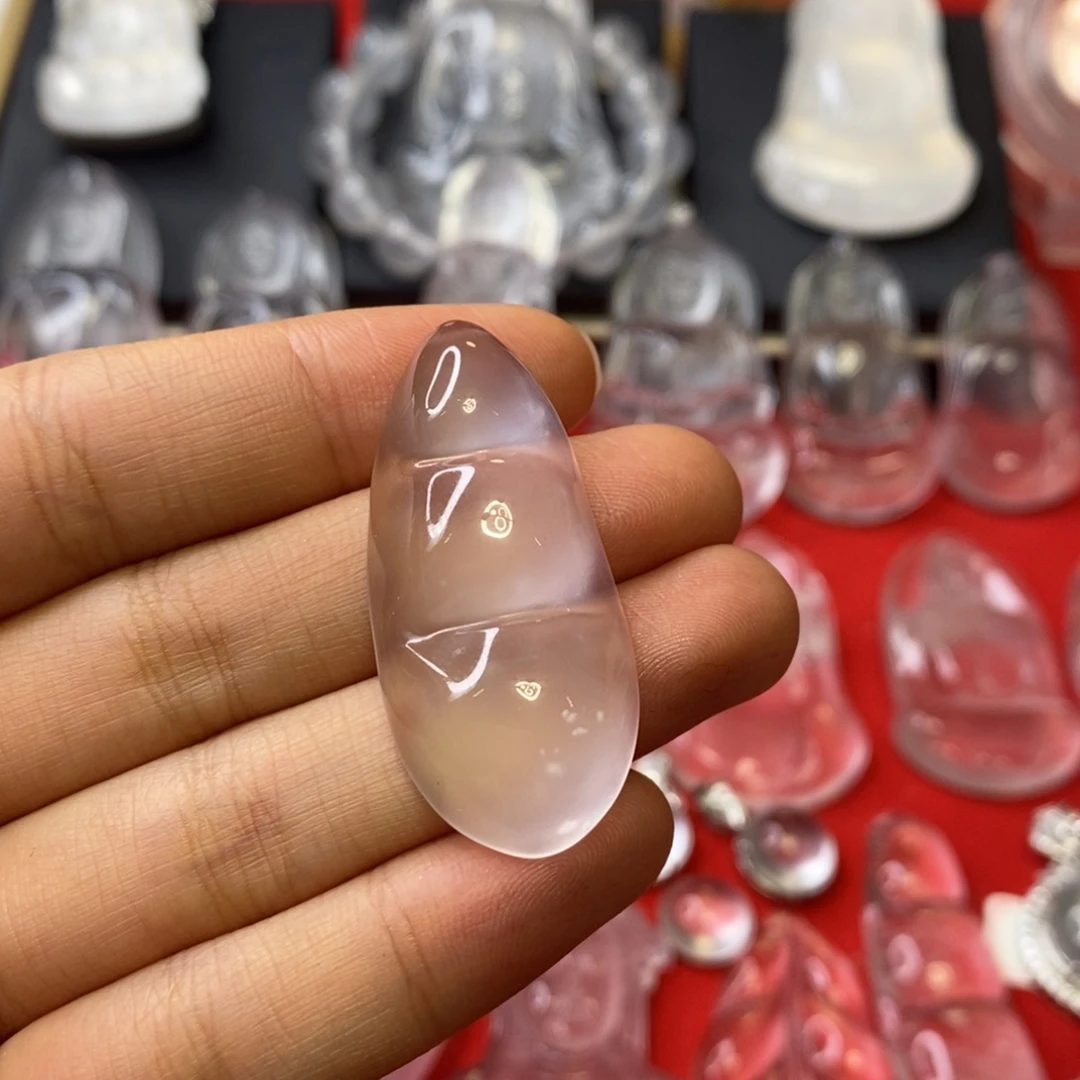 石英质玉未镶嵌吊坠