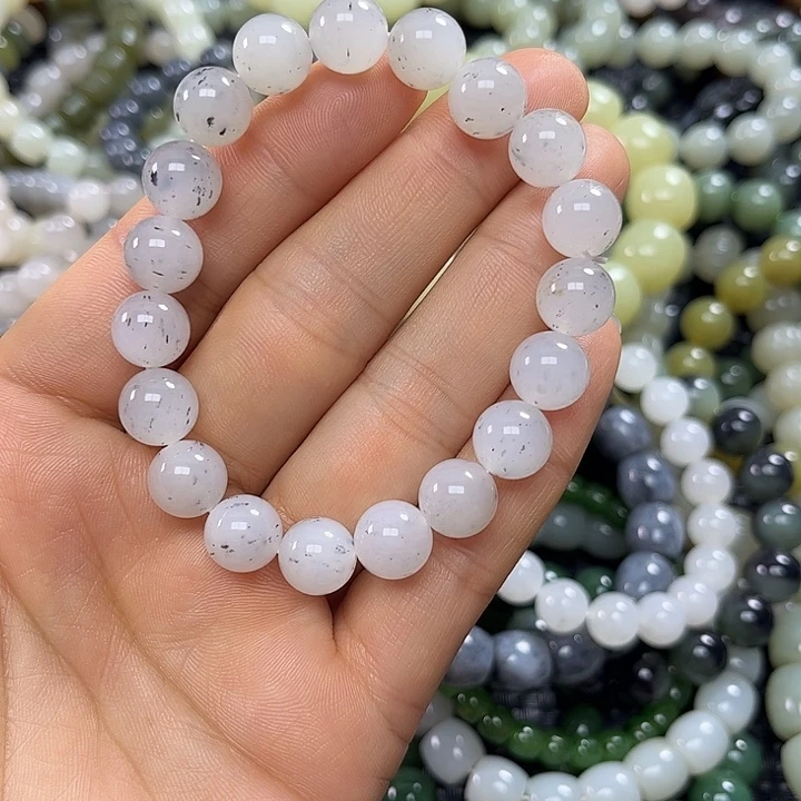 白***猪和田玉未镶嵌手链