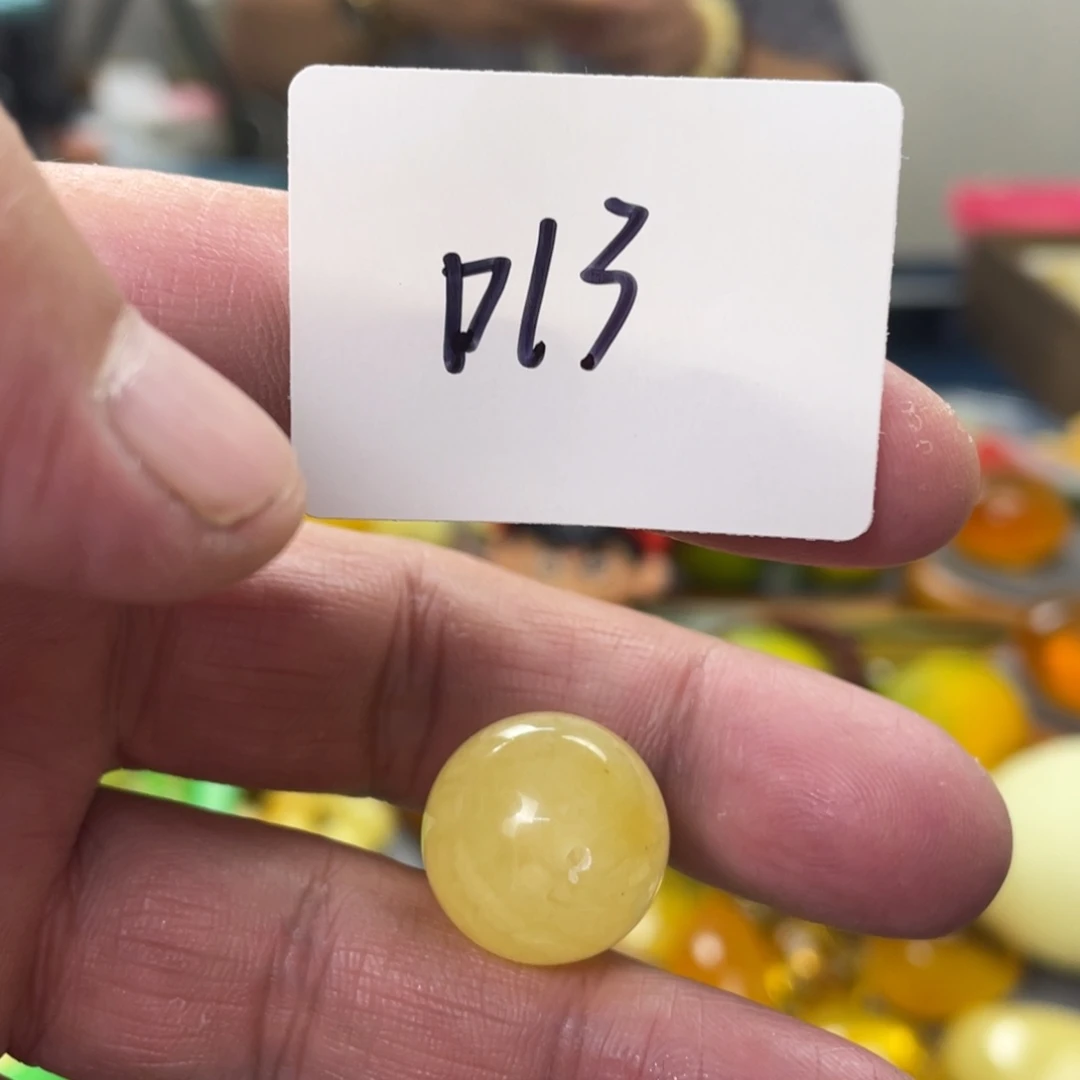 手链琥珀未镶嵌多样性发，发其中一件