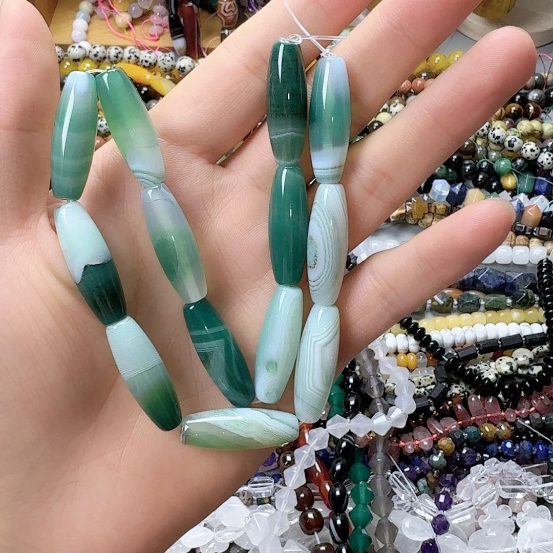 未镶嵌玛瑙/玉髓珠宝半成品10×30绿玛瑙天珠型一条