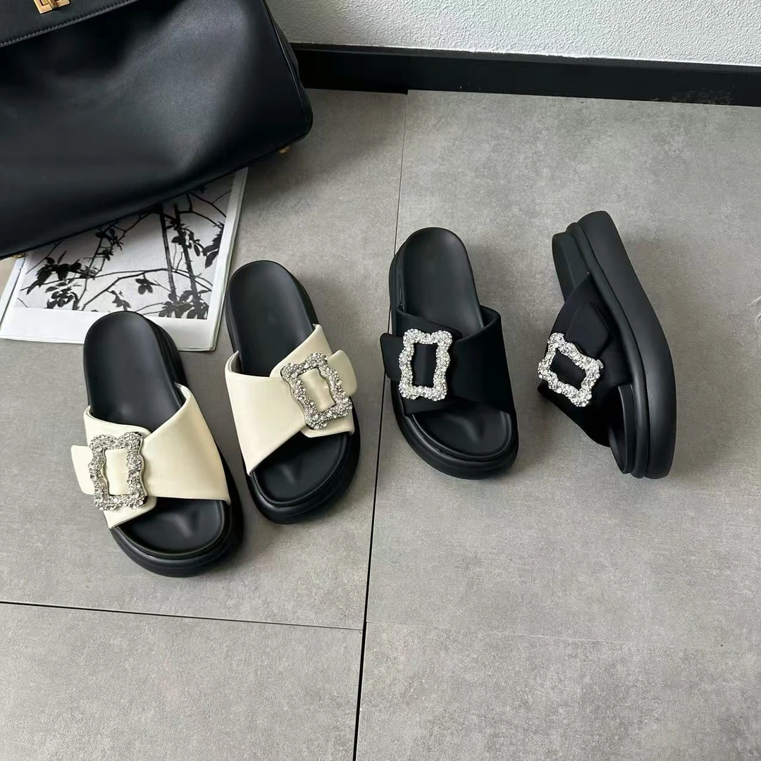 【海岛】2025女款时尚百搭休闲时装凉拖鞋*ZD0324