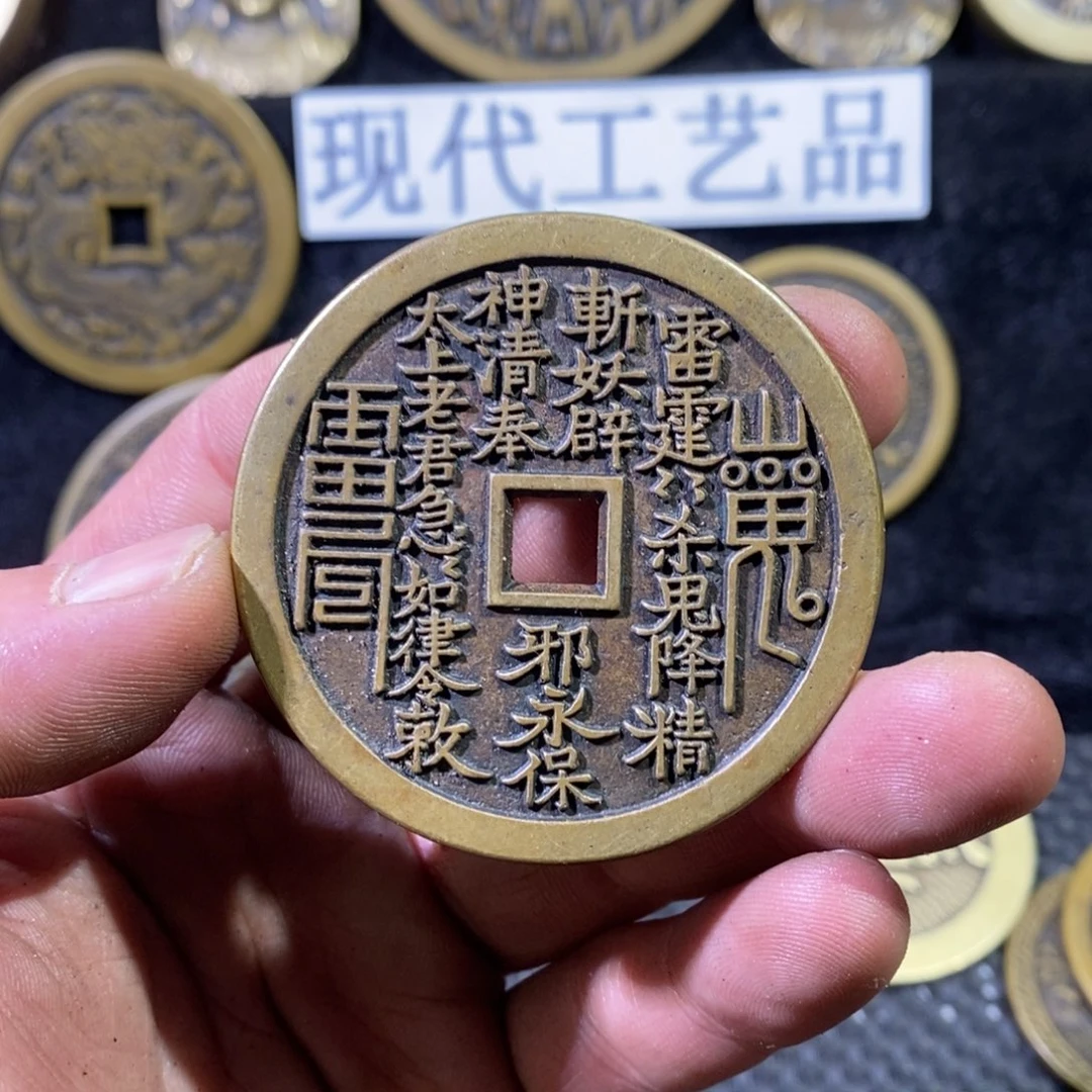 翻砂铸造现代工艺品微瑕