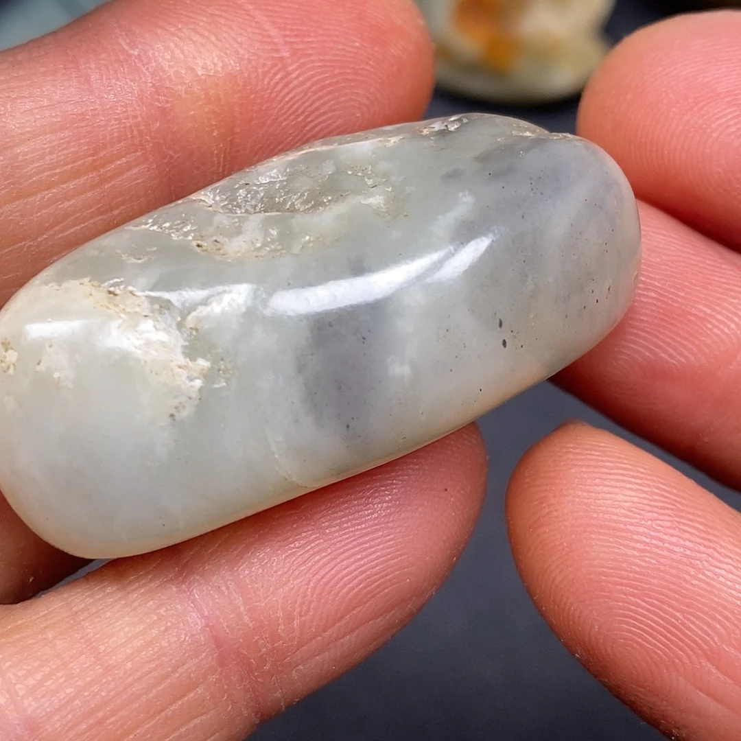 和田玉未镶嵌珠宝奇石