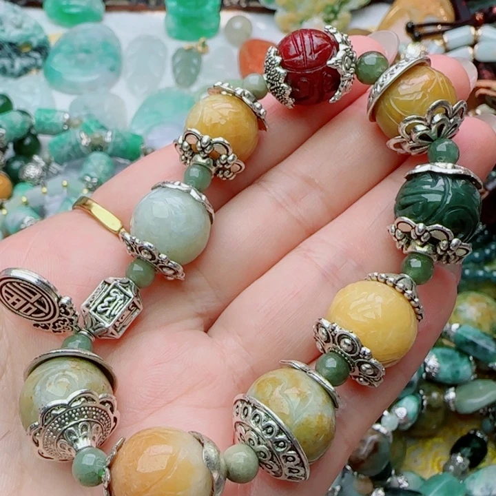 翡翠未镶嵌颈饰天然A货46