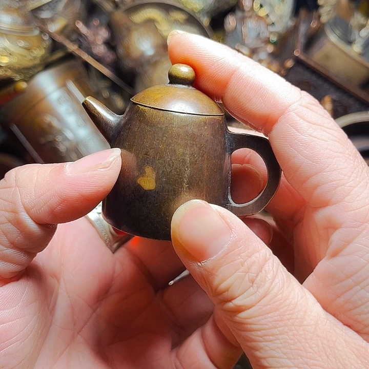 铜器摆件收收藏藏