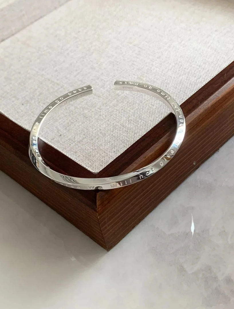 足银手镯 莫比乌斯手镯经典亮面扭纹开口手环女时光不老我们不散