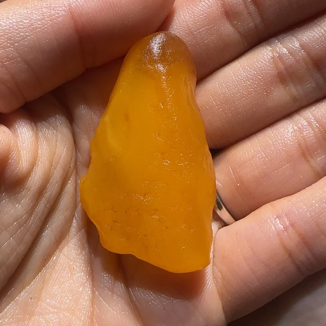 定制琥珀未镶嵌蜜*刀专拍