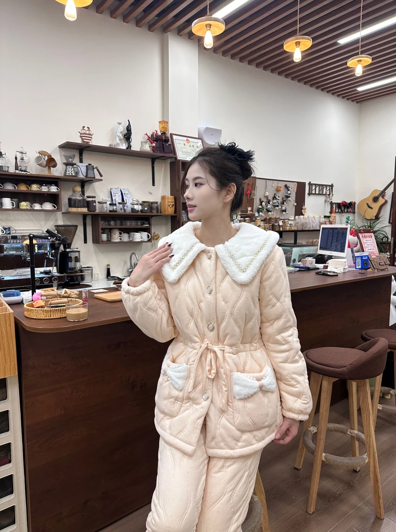 【熙朵】轻奢海岛绒睡衣三层加厚翻领保暖超厚可外穿不掉毛家居服