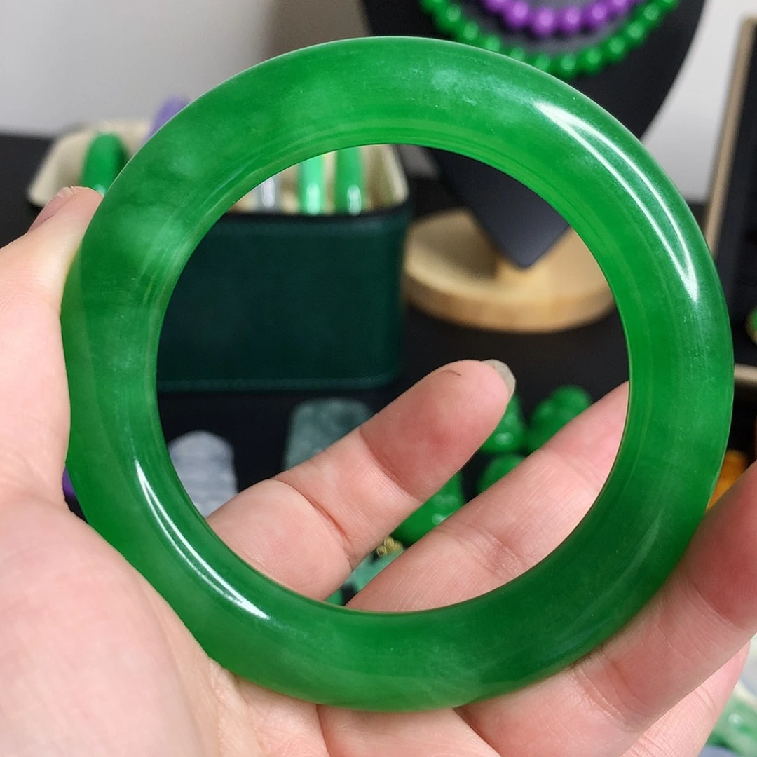 鹤***翡翠未镶嵌手饰优化833