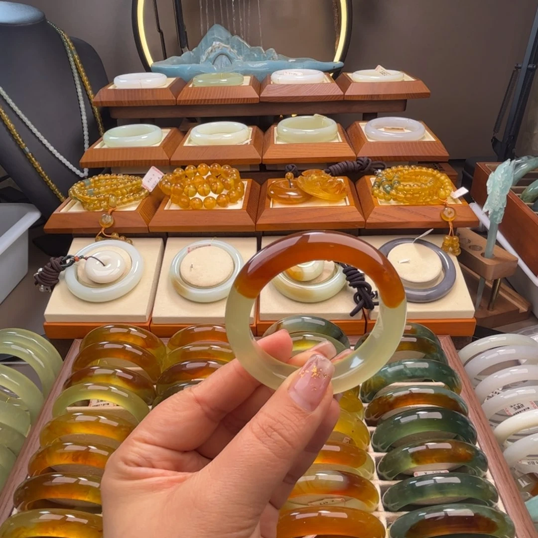 蛇纹石玉未镶嵌49-51