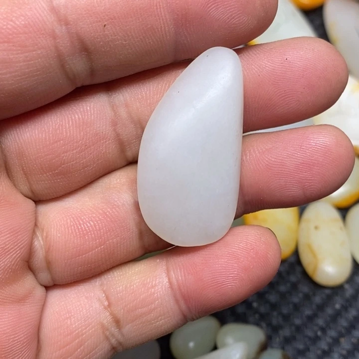 和田玉（白玉）珠宝奇石未镶嵌