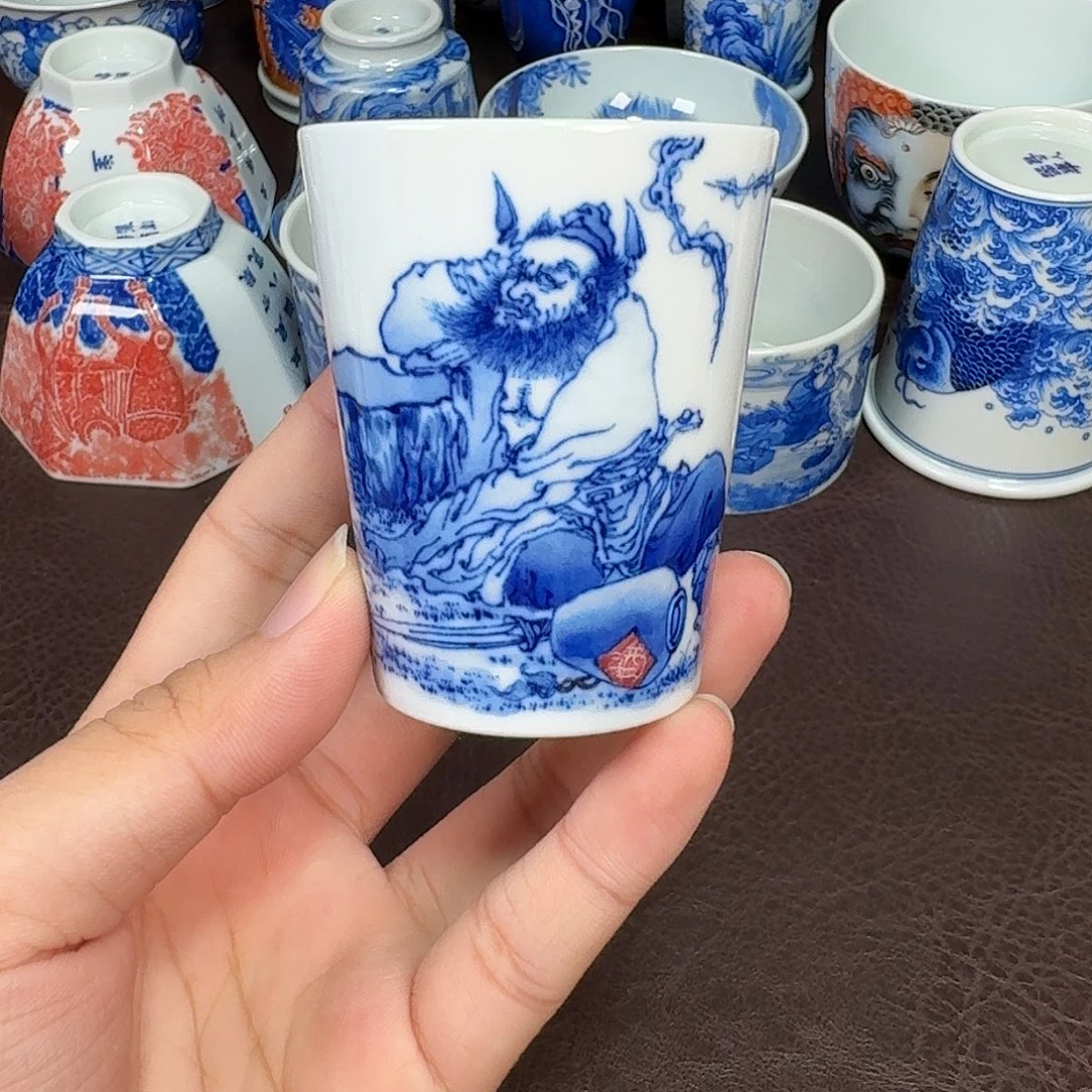 耿***现代景德镇陶瓷杯