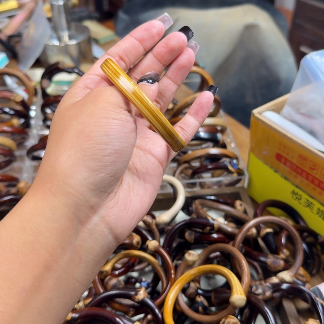 表情 金金漏价默认微瑕