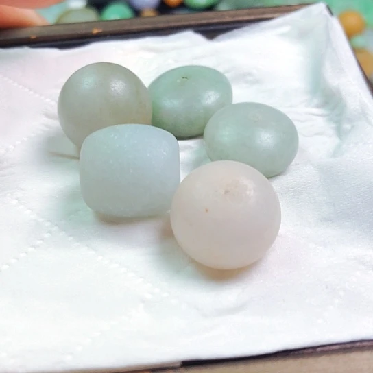 定制翡翠未镶嵌ℳ****珠子