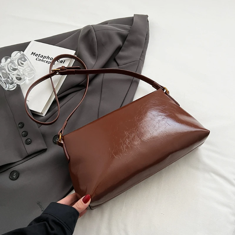 【粉丝专属】轻奢复古质感腋下链条包女士新款时尚百搭大容量斜挎包