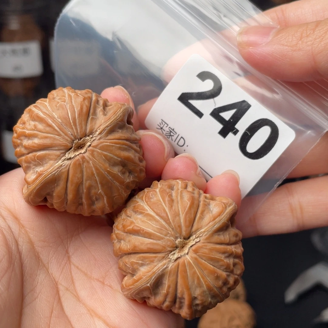 Z****把件文玩核桃全品39铁锤妹妹