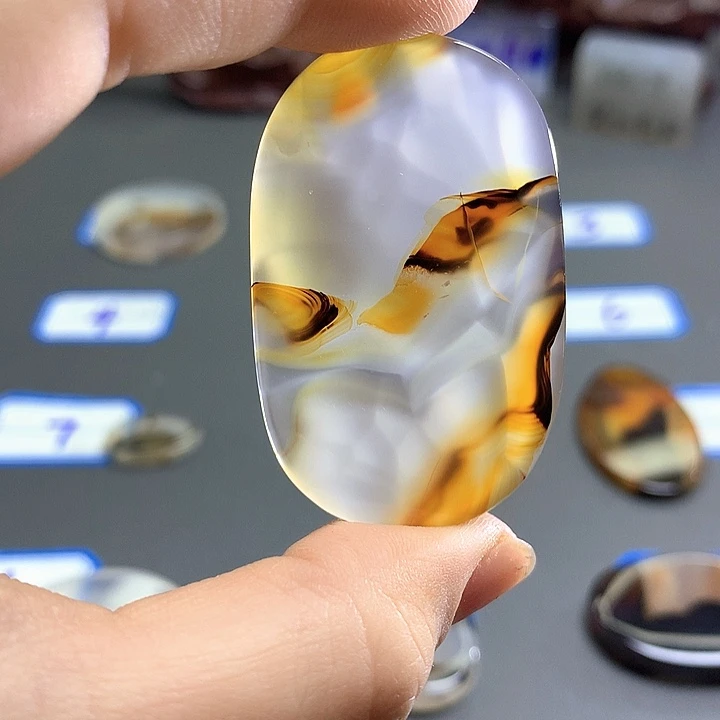 未镶嵌颈饰玛瑙/玉髓