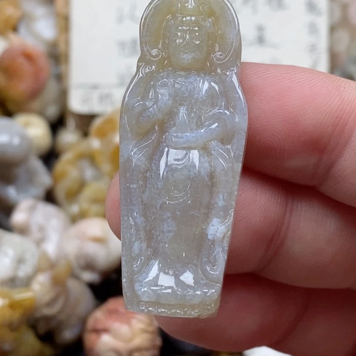 颈饰未镶嵌硅化珊瑚（珊瑚玉）