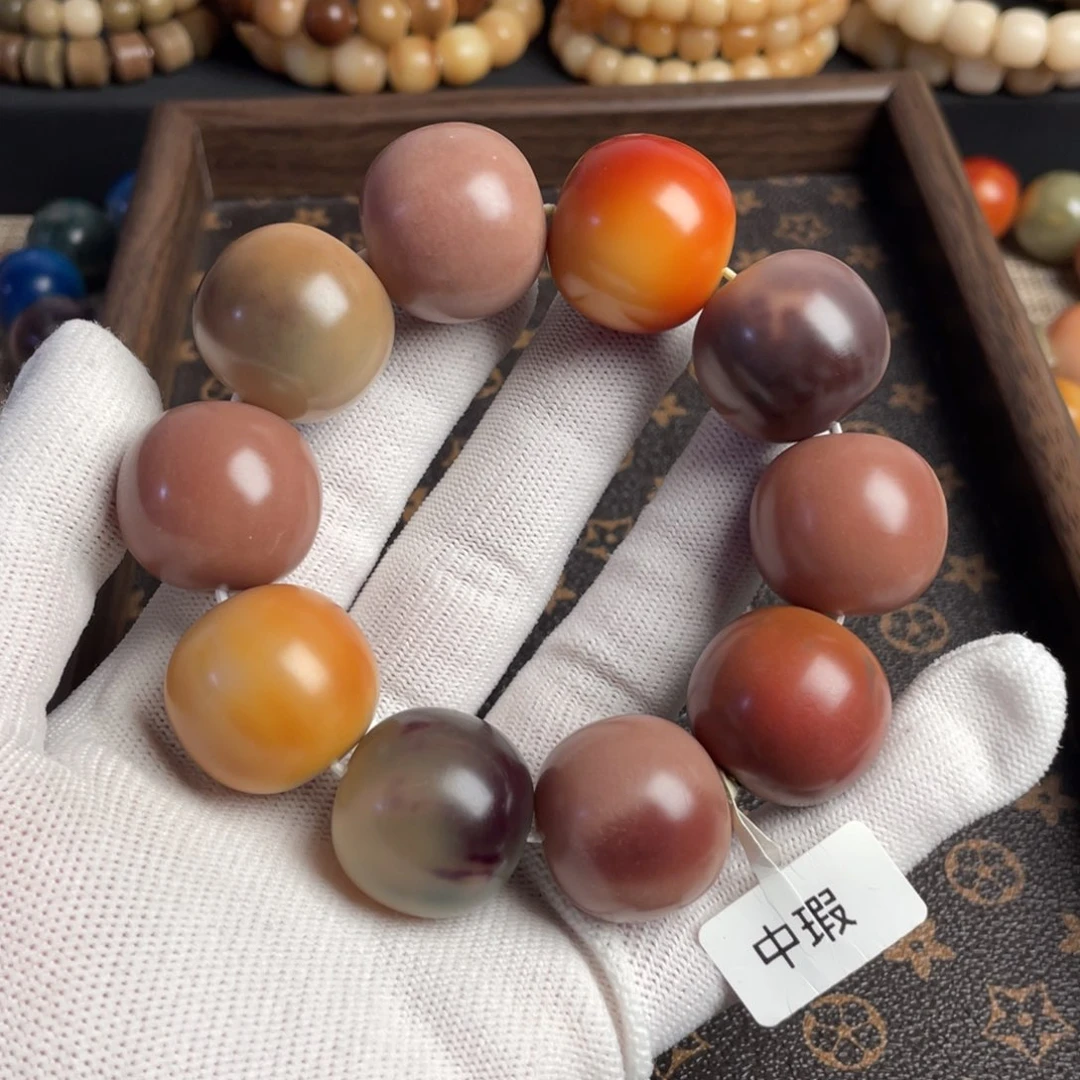 吊坠菩提根/象牙果25，中瑕