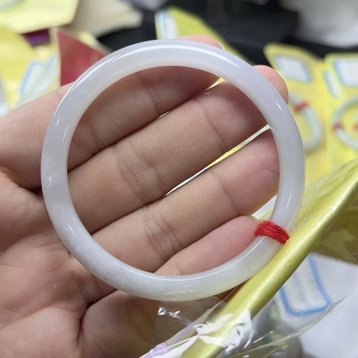 未镶嵌手镯翡翠52.2细条