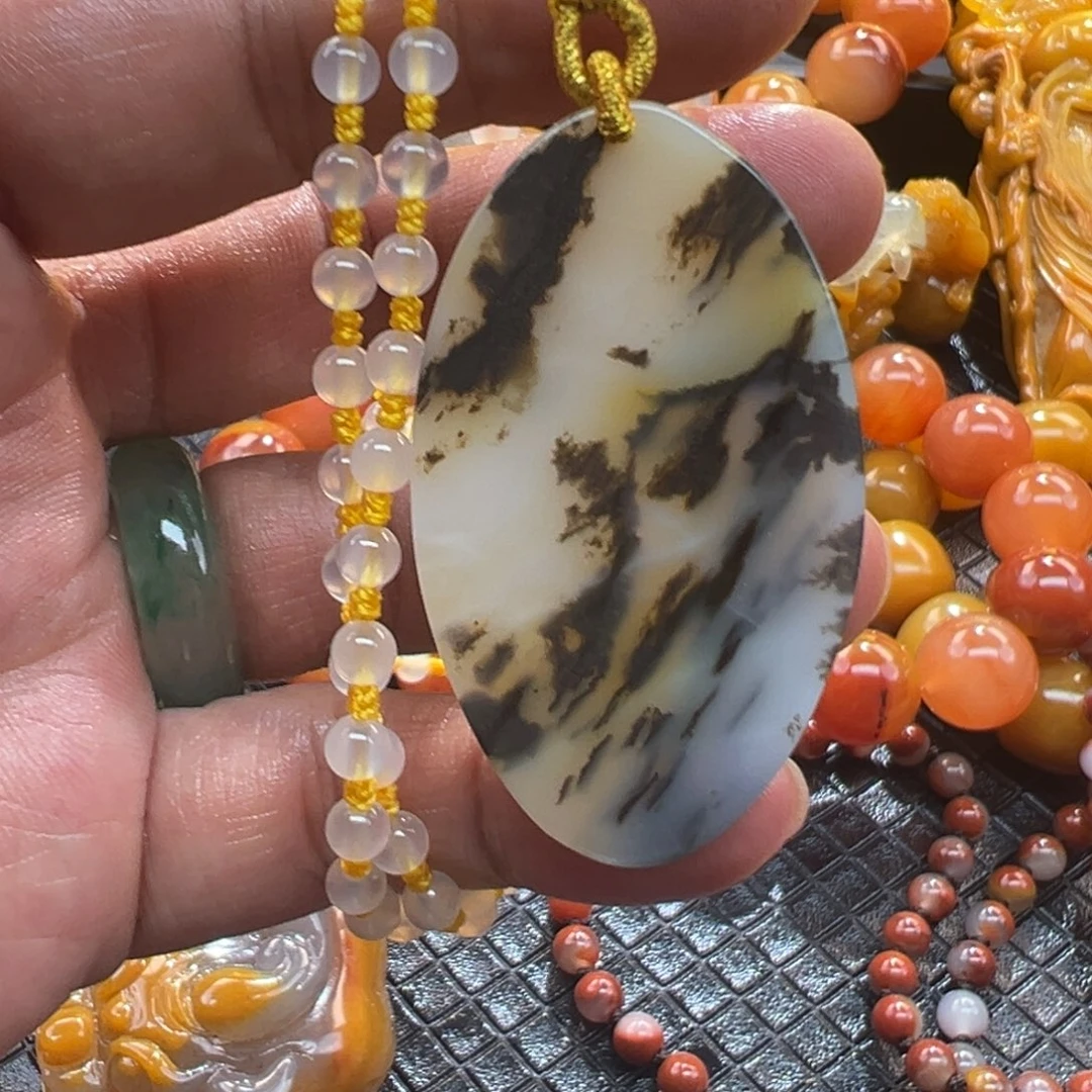 未镶嵌未镶嵌石英质玉