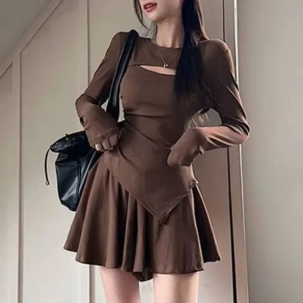 （三火家）特大码女装新款时尚潮流镂空领上衣+裤裙两件套87085