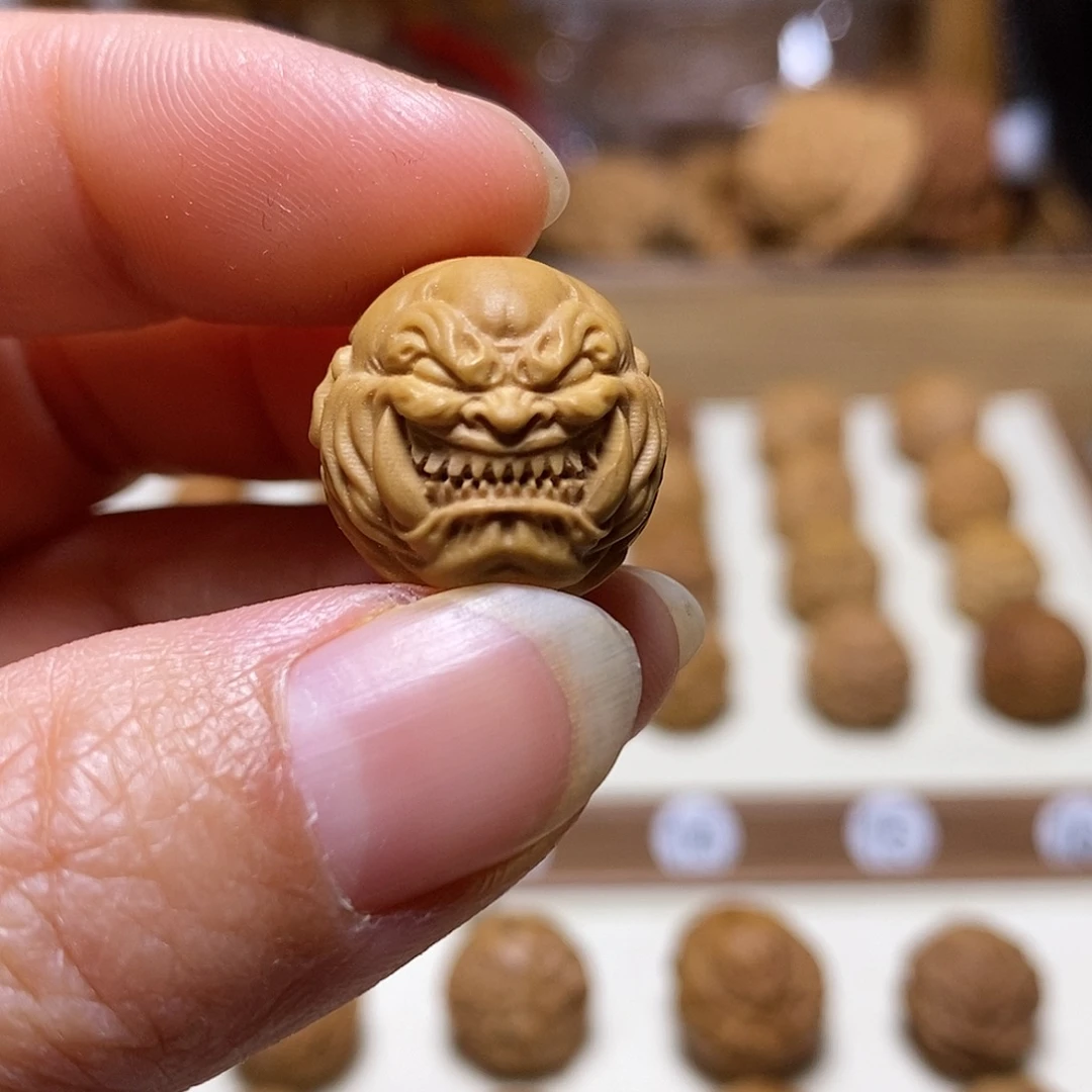 把件核桃双獠牙恶僧17左右猴头核桃有正常封口线