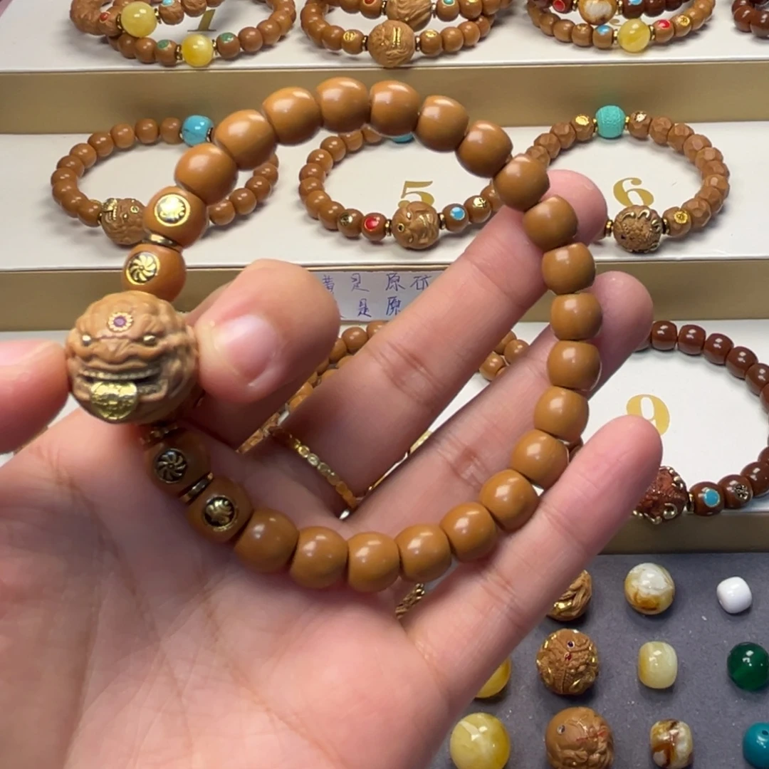 风***猴头核桃手串直切9.0四标咬钱