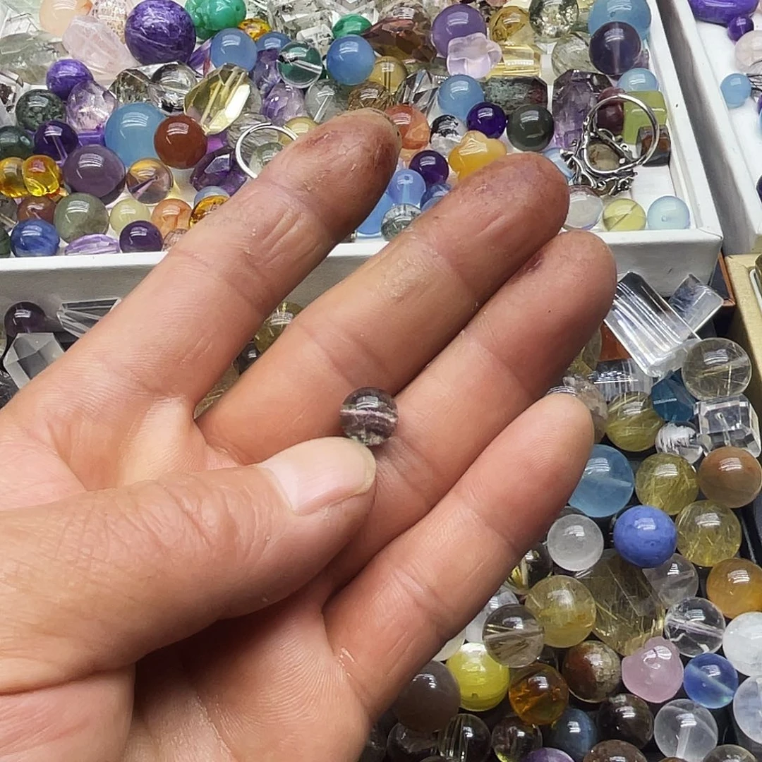 查罗石珠子合金青**?