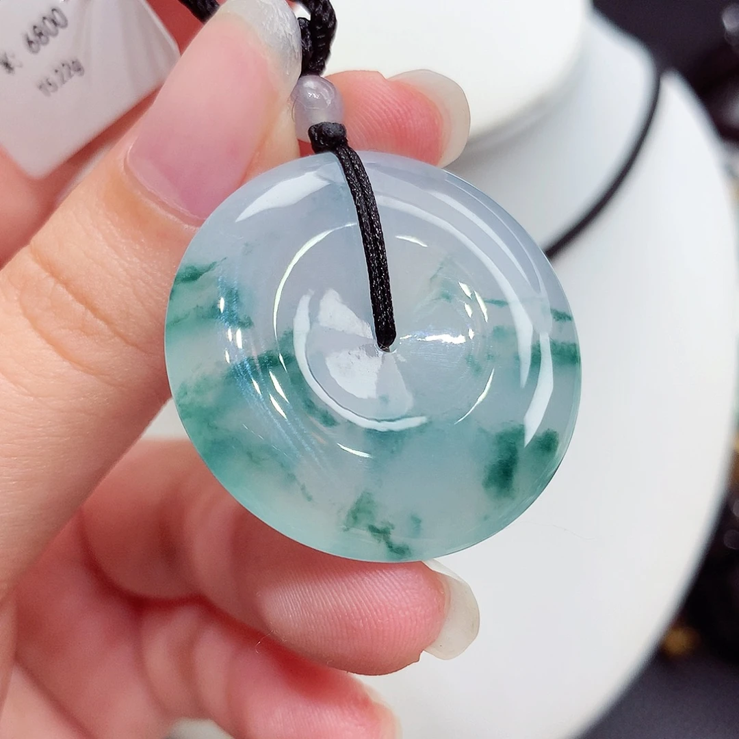 翡翠未镶嵌颈饰翡翠74，32.5/6.1