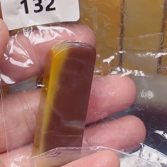 用***2老挝石老挝石结晶