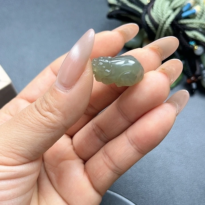 【闪购商品】颈饰未镶嵌和田玉