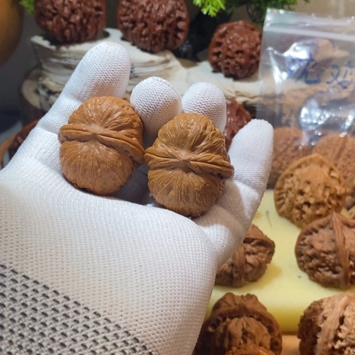 安***步核桃元宝文玩核桃37