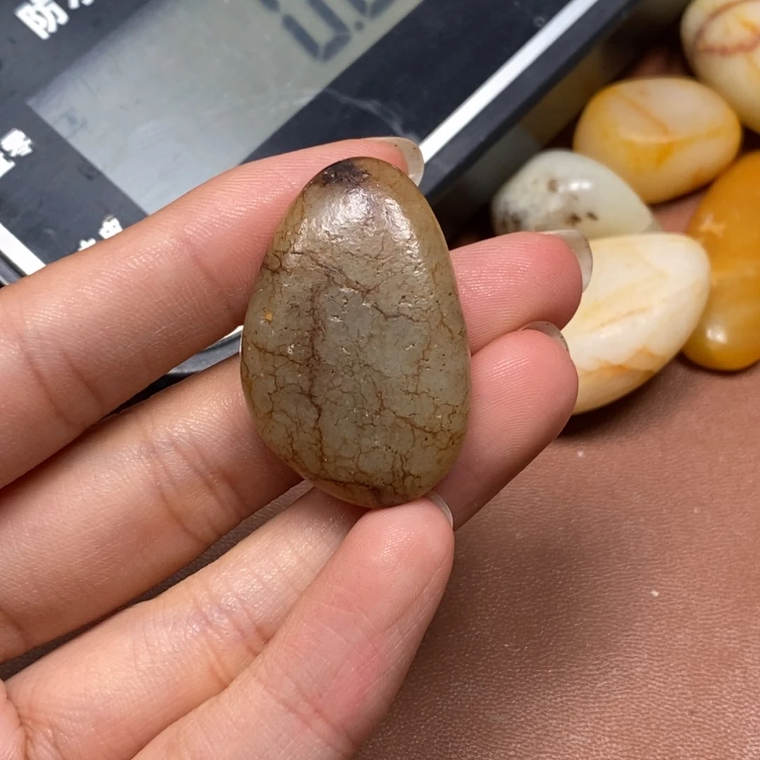 和田玉（糖玉）未镶嵌挂件