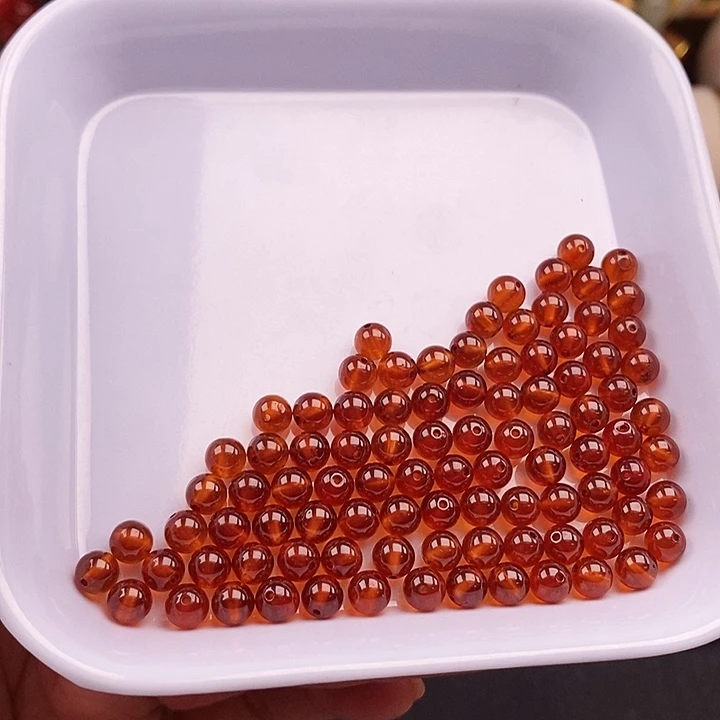 未镶嵌卡5.5芬达石35个玛瑙/玉髓